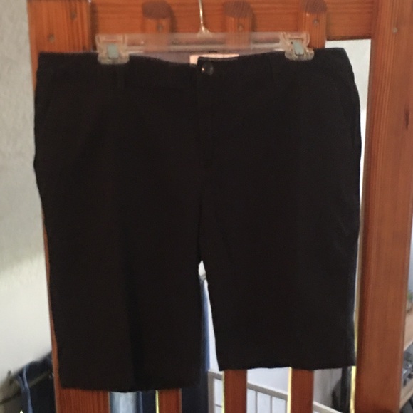 Amazon essentials Bermuda shorts lot of three - Picture 2 of 2
